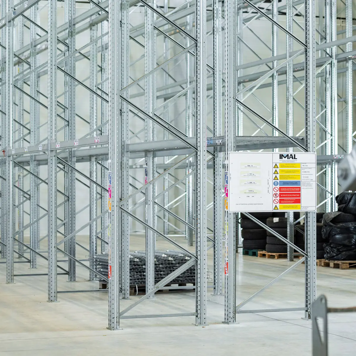 Polovni regalni sistemi IMAL